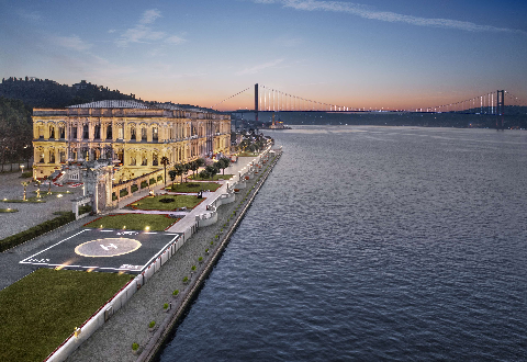 CIRAGAN PALACE KEMPINSKI ISTANBUL LOUER UN SUV CIRAGAN PALACE KEMPINSKI LOCATION DE VOITURE