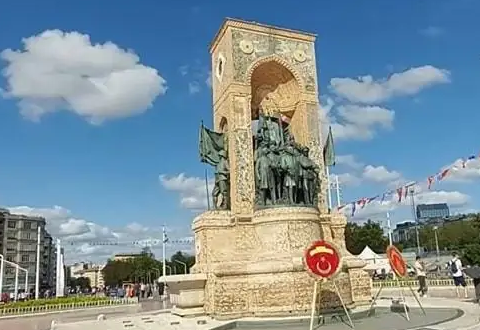 TAKSIM SQUARE CAR RENTAL TAKSIM SQUARE ISTANBUL ECONOMY CAR RENTAL CAR HIRE TAKSIM