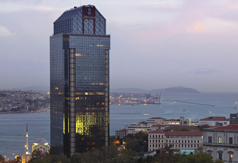 THE RITZ-CARLTON ISTANBUL LOCATION DE VOITURES TAKSIM SQUARE THE RITZ-CARLTON ISTANBUL RENT A CAR