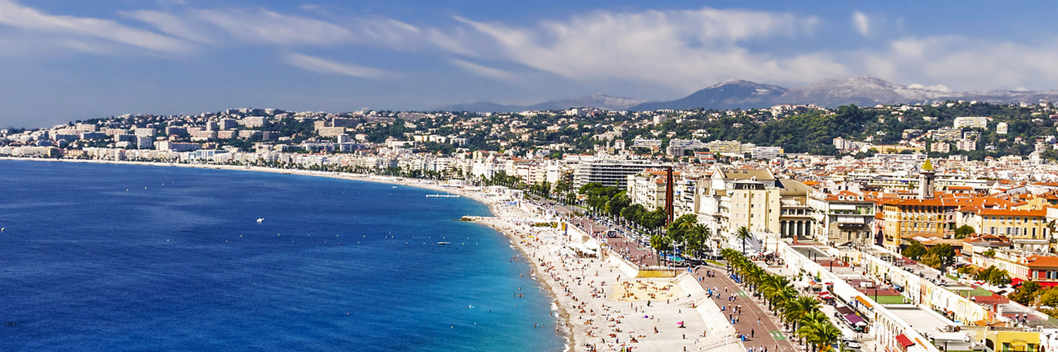 Location de voiture avec dépôt de garantie en espèces à l’aéroport d’Istanbul, à l’aéroport Sabiha Gökçen et à Taksim. Location rapide et véhicules de qualité, Carte de crédit non requise,